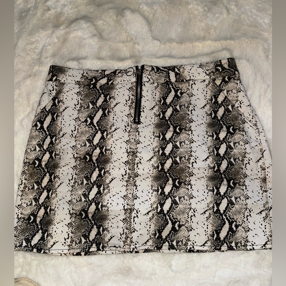 Rue21 Snake Skin Stretchy Skirt